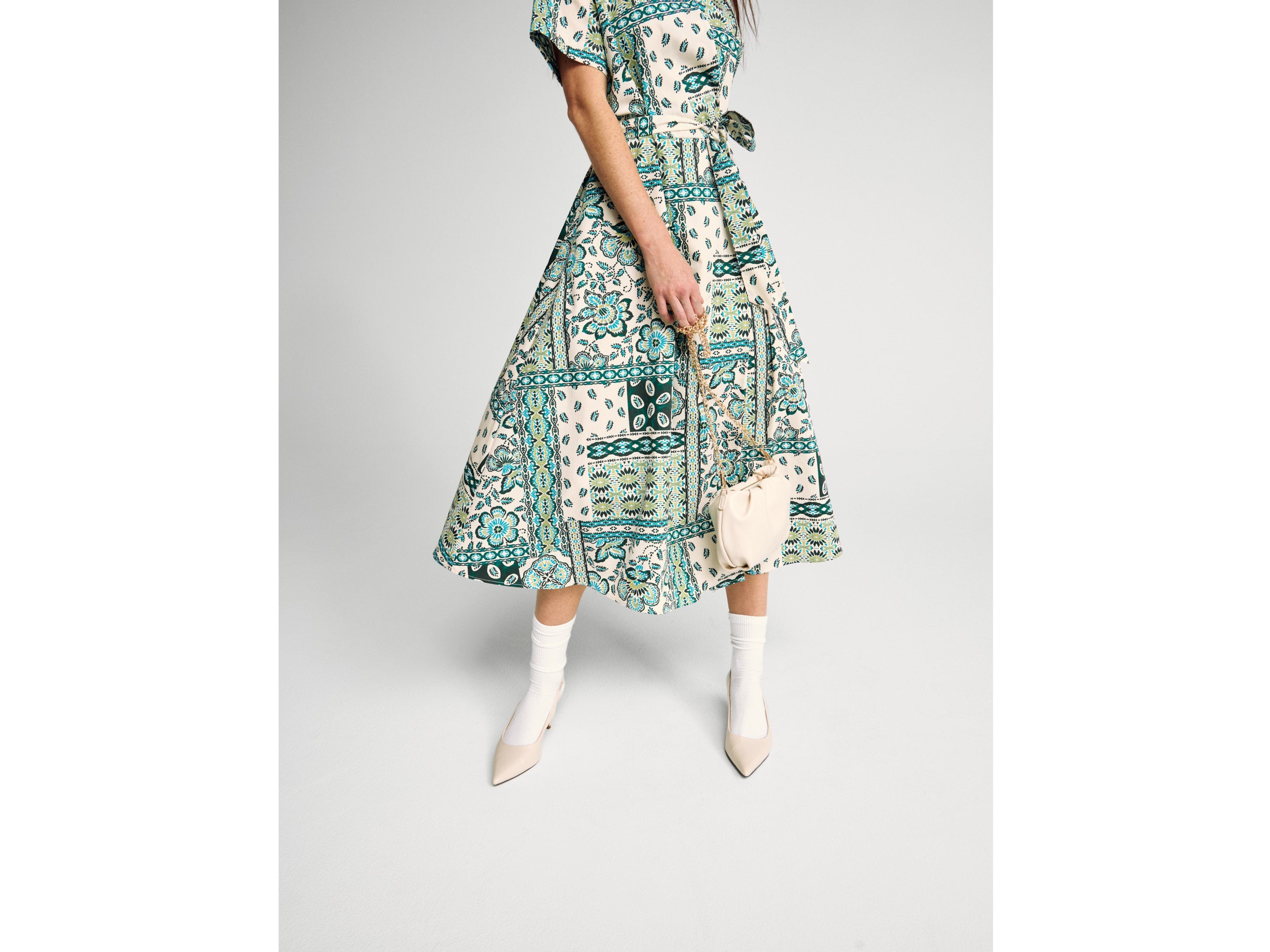 Vestido longuette com estampa bandana - ucb_image_FY
