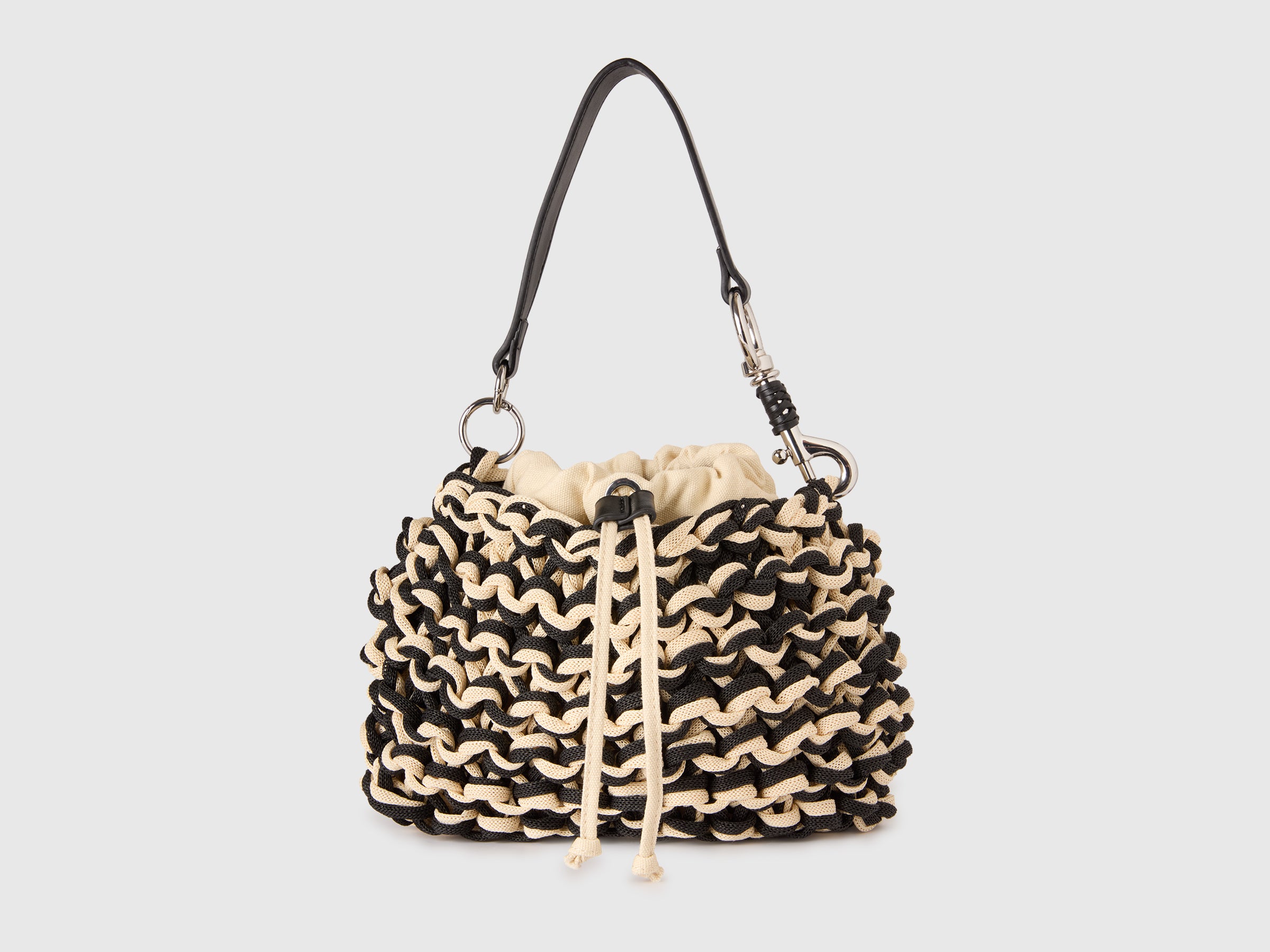 Woven hobo bag - ucb_image_FS