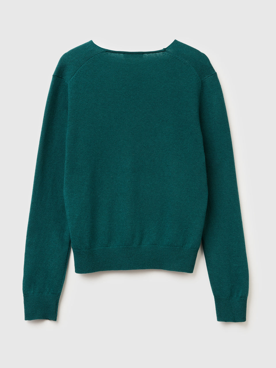 Camisola verde com decote em V em pura lã Merino - ucb_image_BS