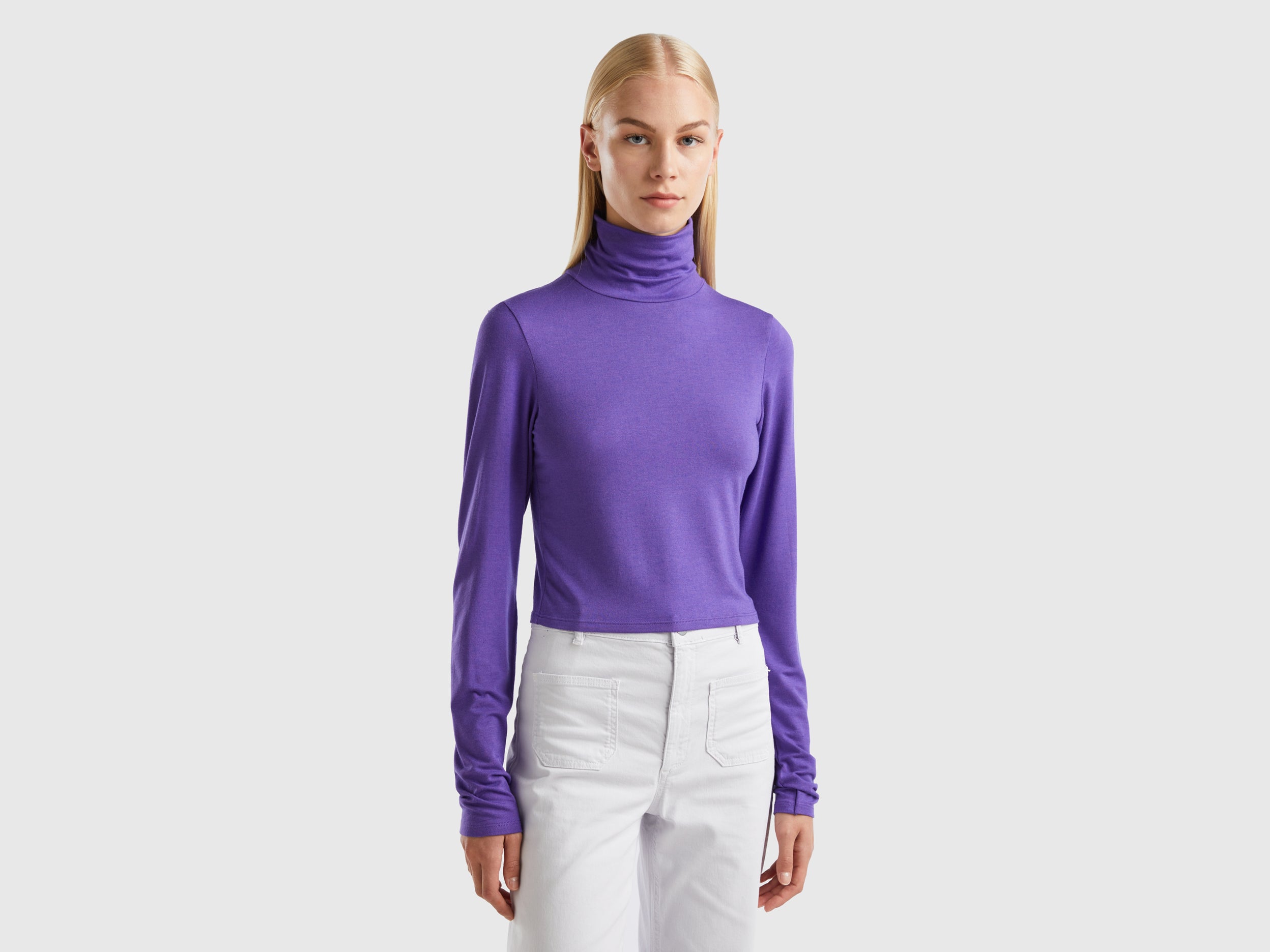 T-shirt com gola alta - ucb_image_F