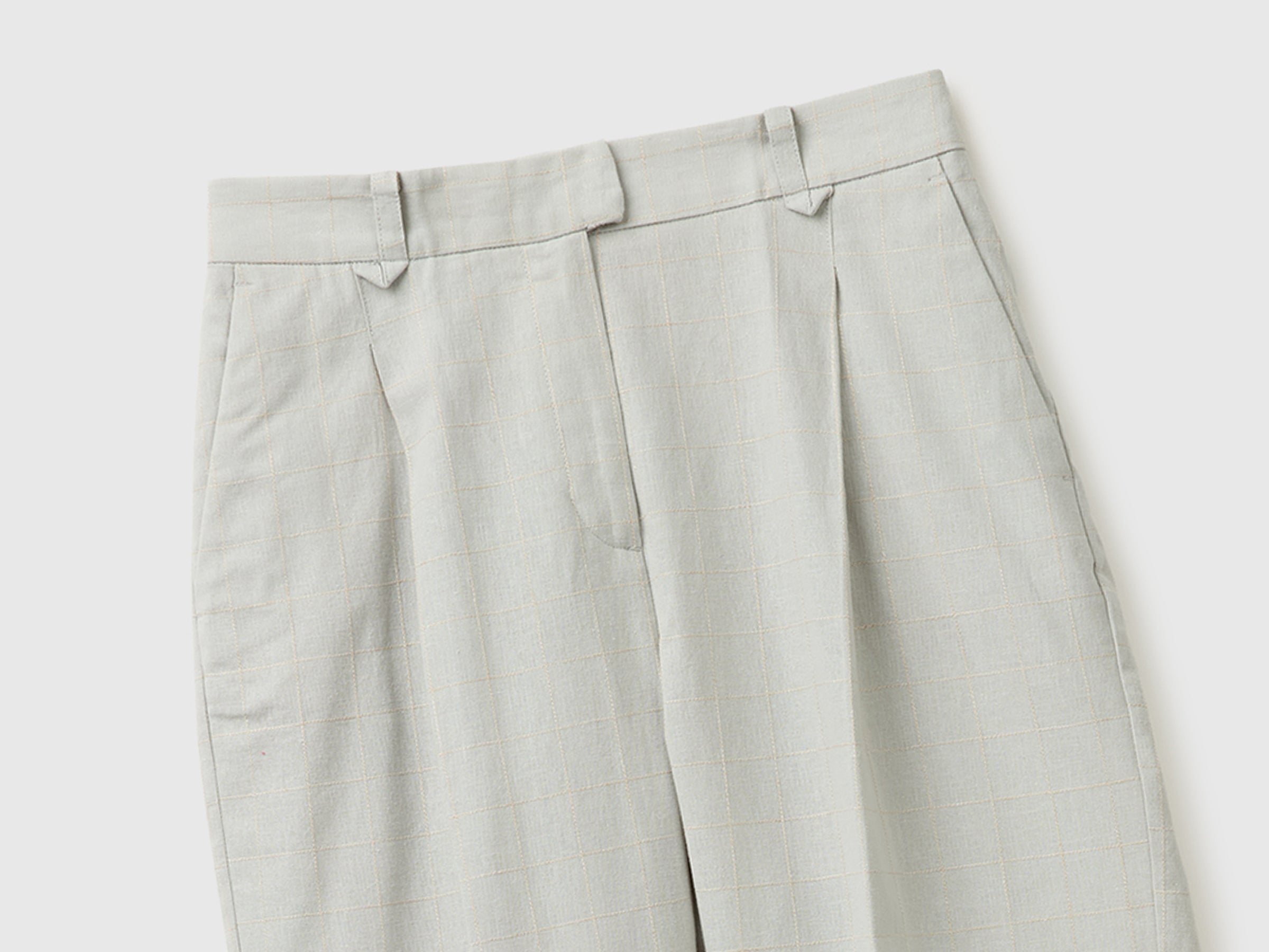 Checkered trousers - ucb_image_DS1
