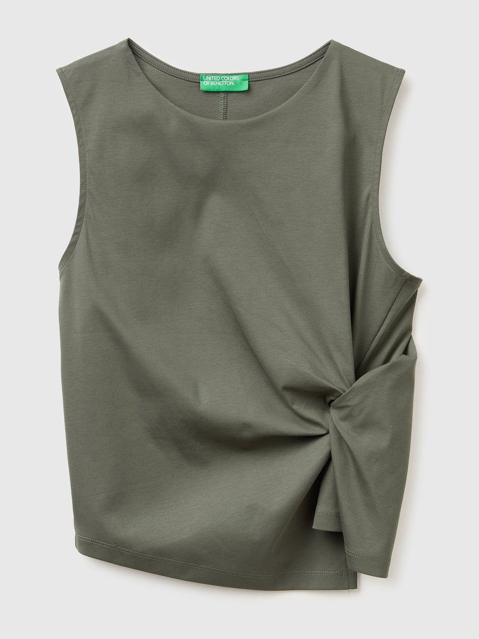 Top with knot - ucb_image_FS