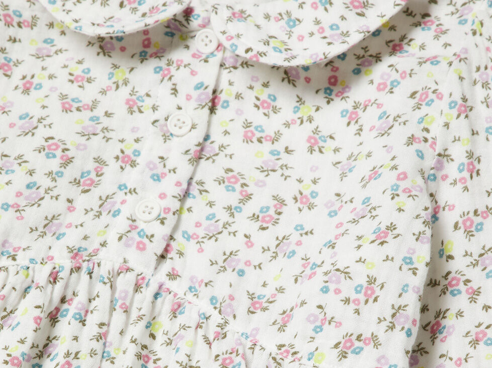 HOME<br/><span class="serif">Kid Girl</span>