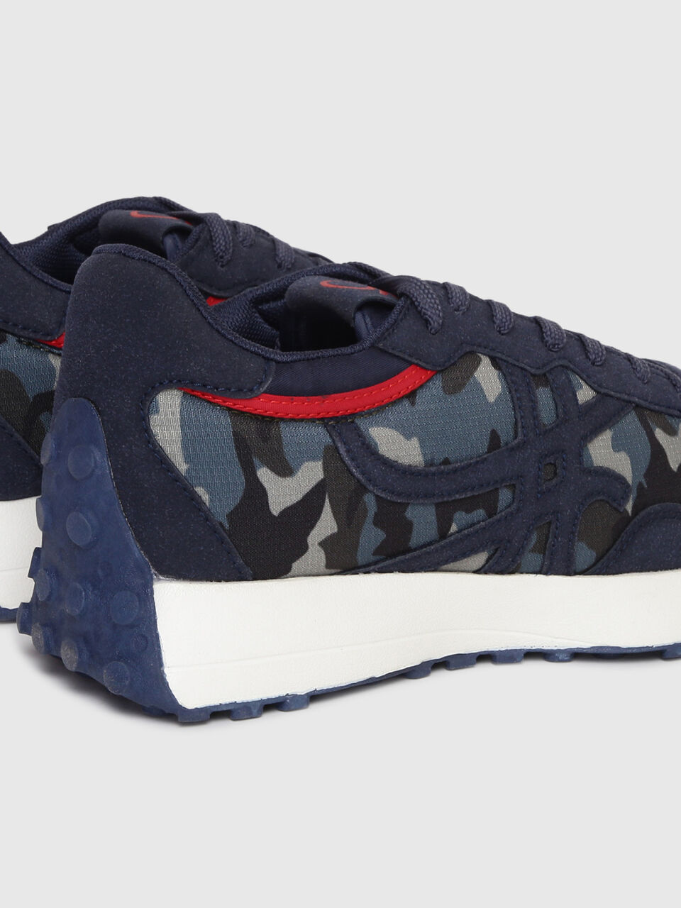 Classic Suede Sneaker image number 2
