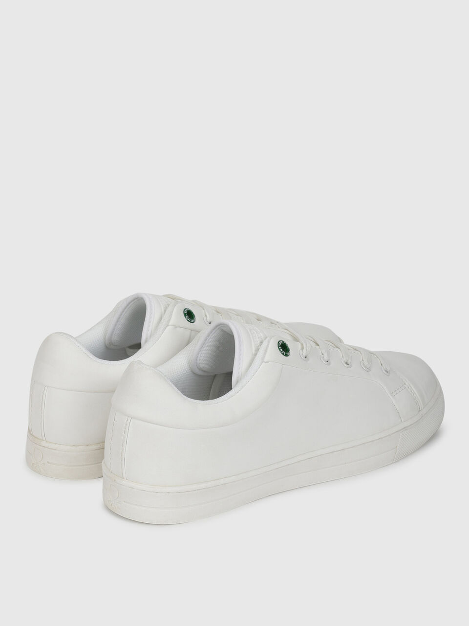 CORE CLASSIC SNEAKER image number 2