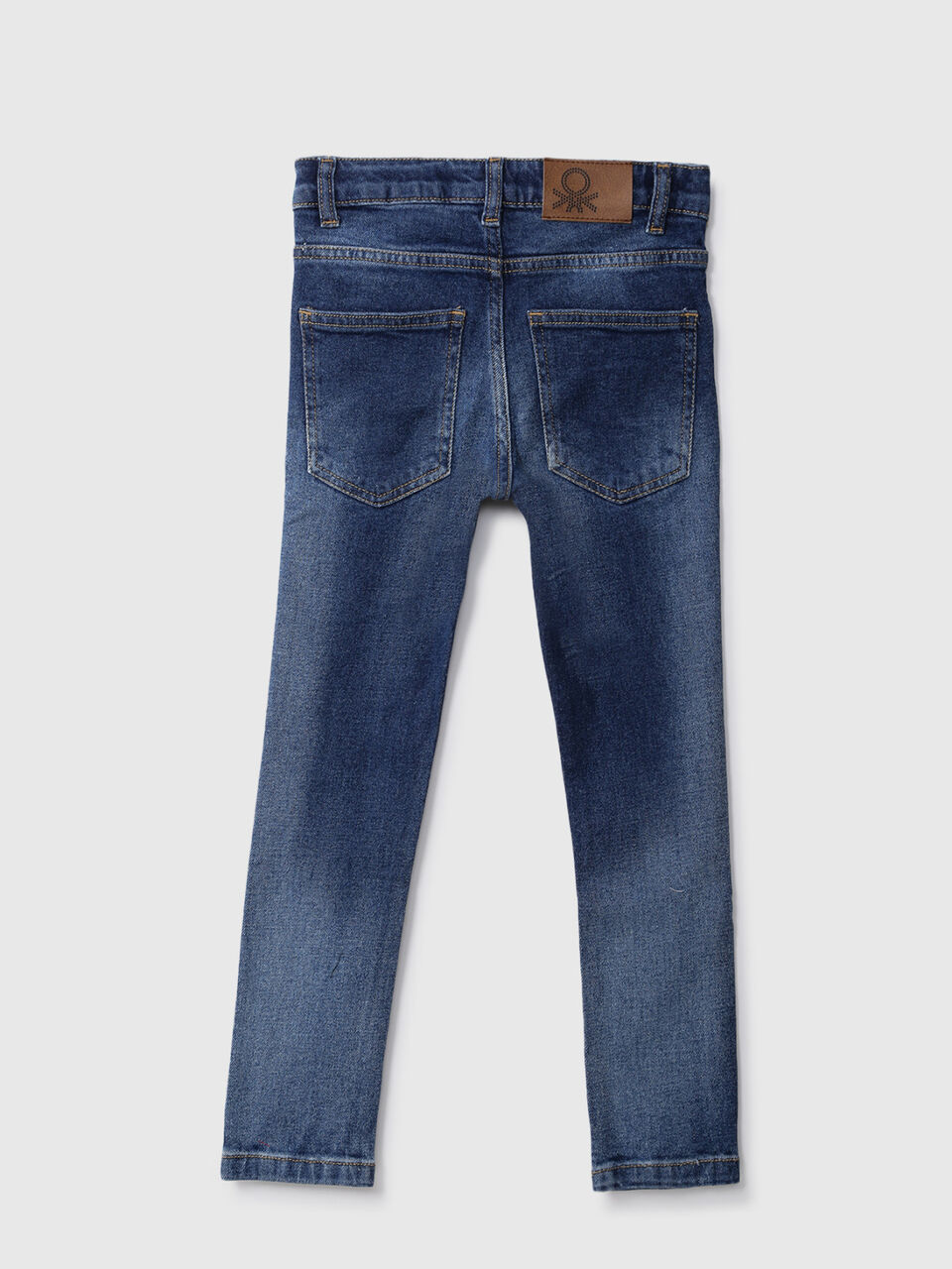 SKINNY DENIM WITH BRANDING AT WAIST image number 2