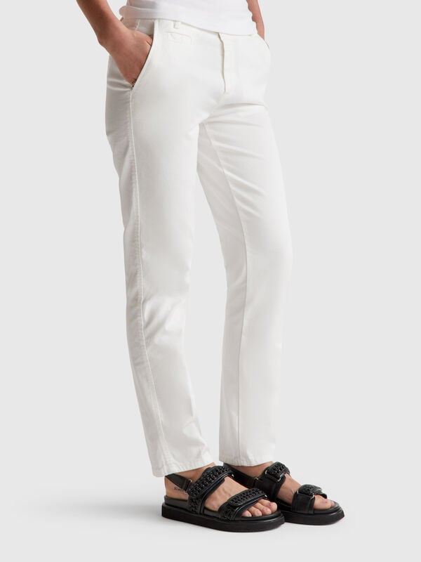 Beige Slim Fit Chinos aus Baumwolle Damen