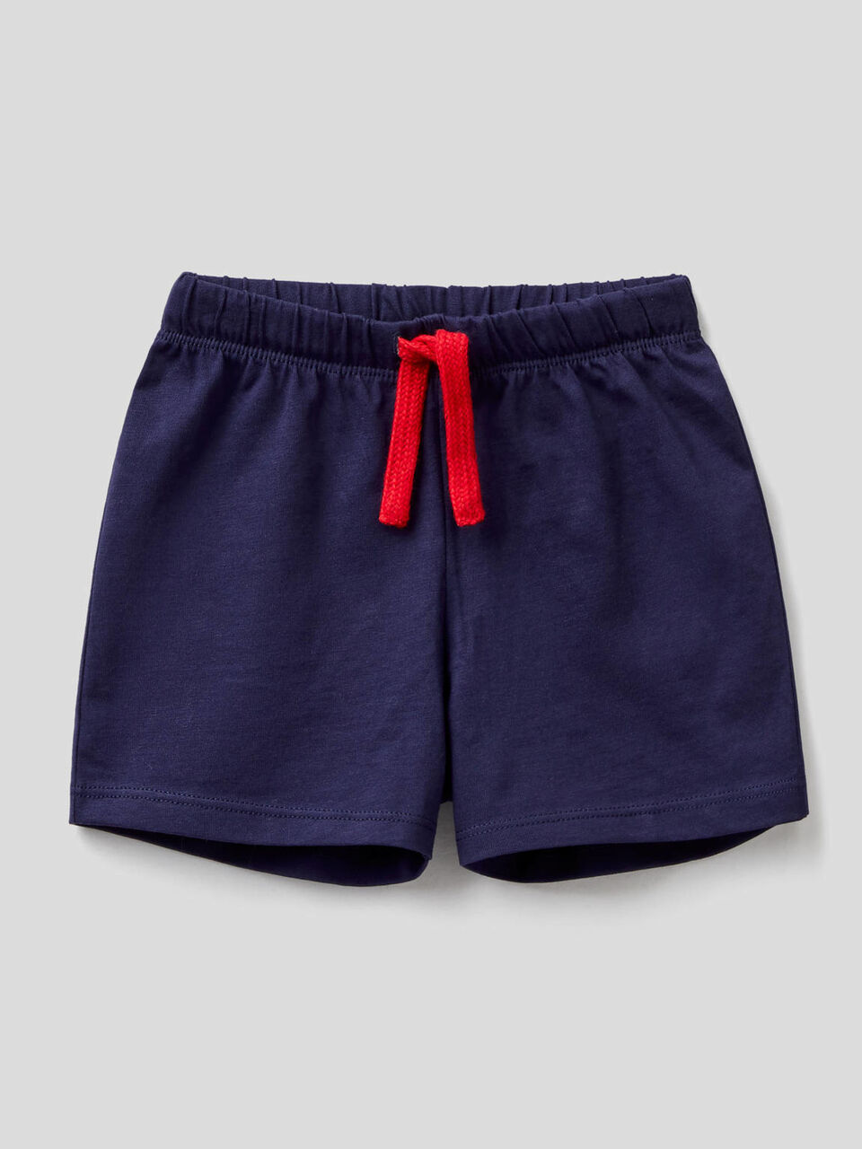 Set bestehend aus Top und Shorts image number 2