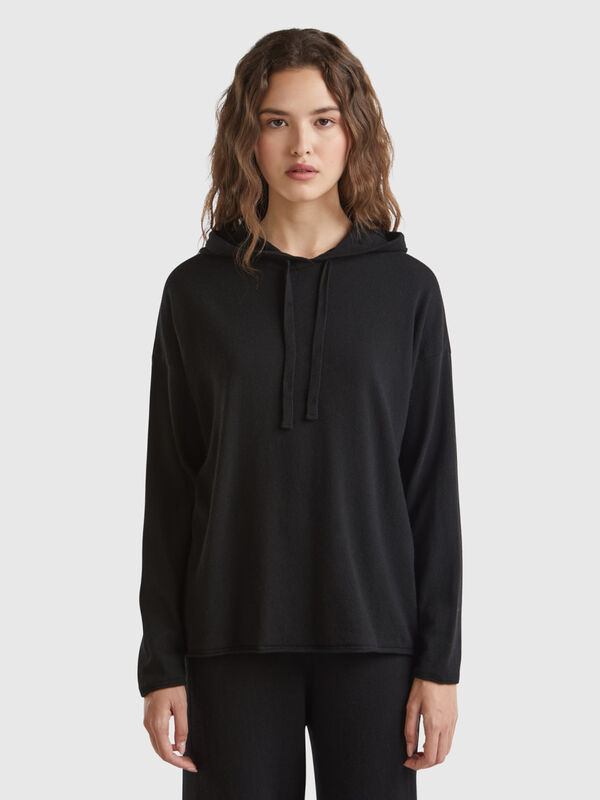 Black sweater in cashmere blend with hood Women