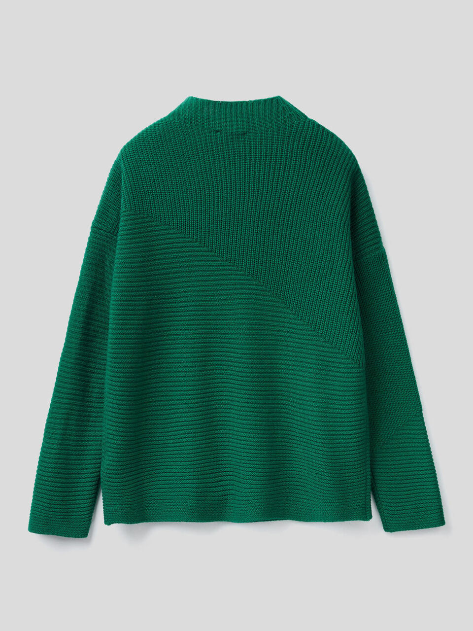 Sweater in wool blend with buttons image number 2