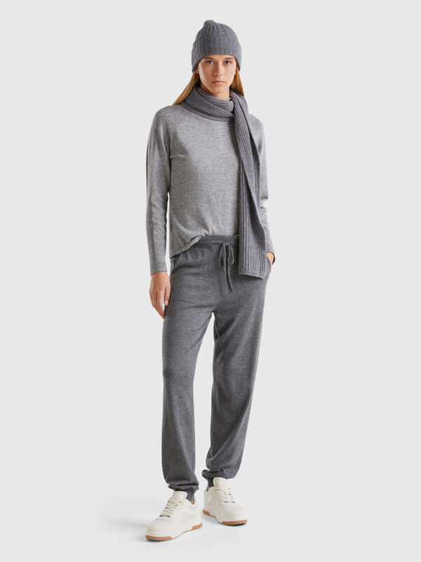 Pantalon de sport gris foncé en cachemire mélangé Femme