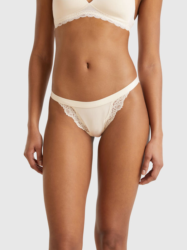 Slip mit Spitzeneinsätzen Damen