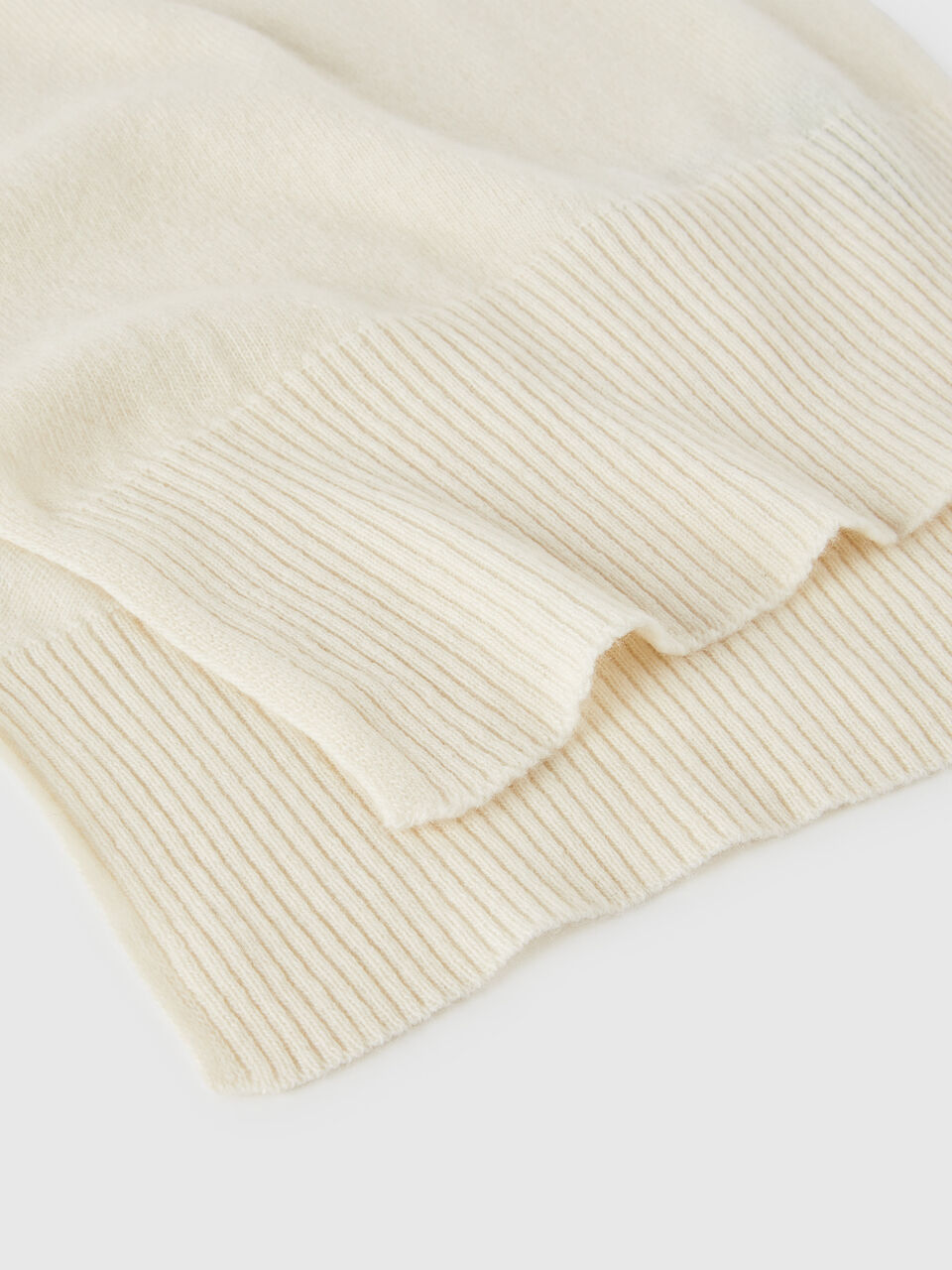 KNITTED SCARF Femme image number null