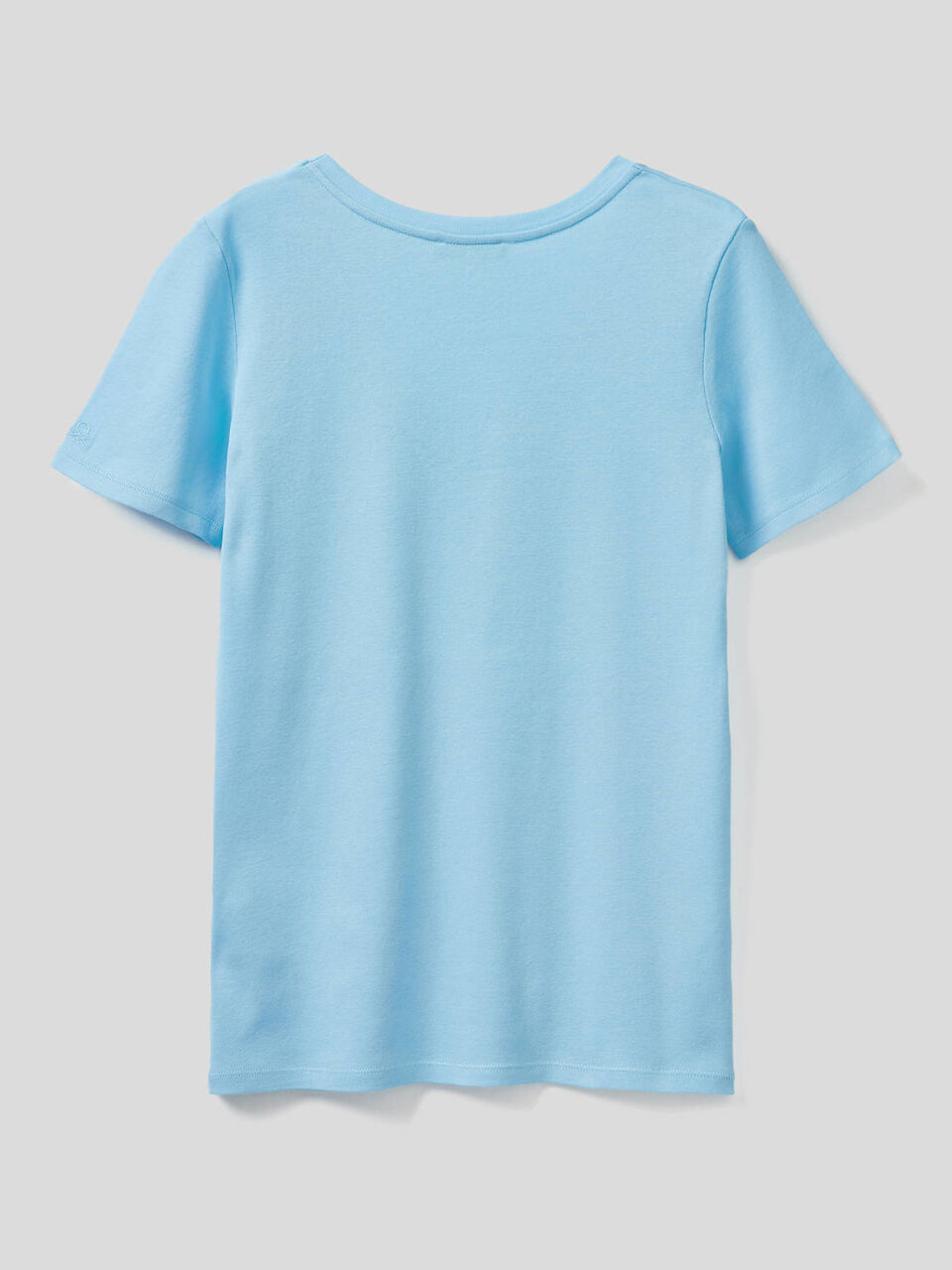 T-Shirt aus reiner Baumwolle mit V-Ausschnitt image number 2