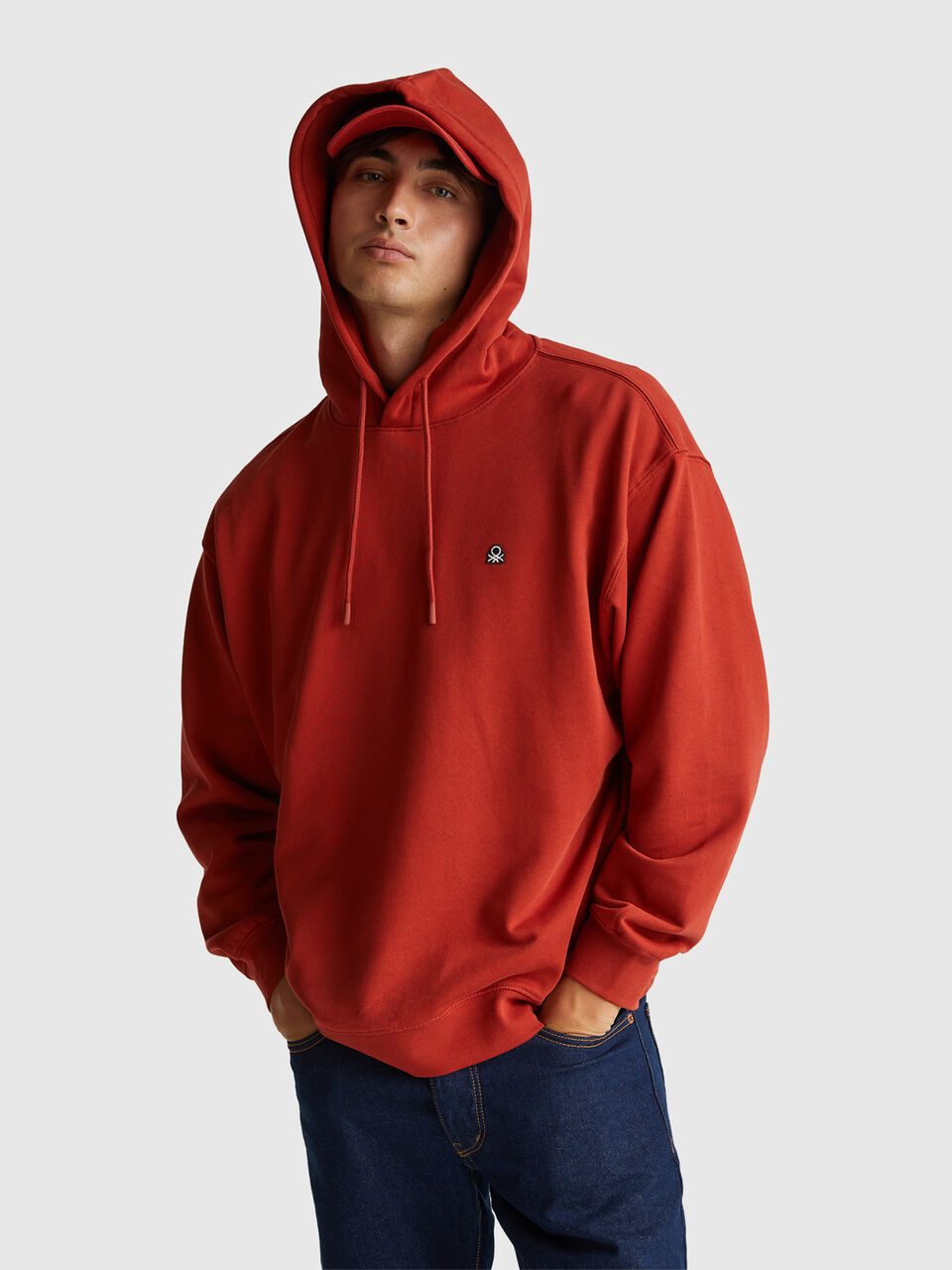 SWEATER W/HOOD Homme image number null