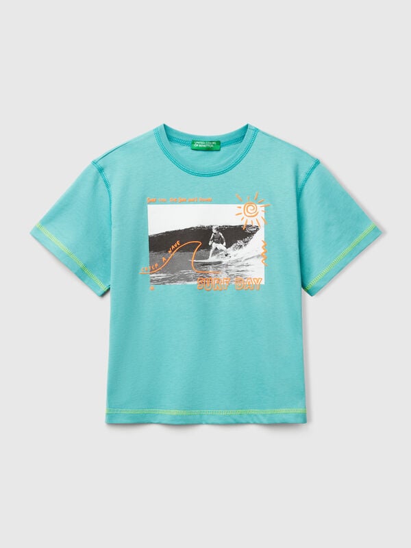 T-Shirt mit fluoreszierenden Details Jungen