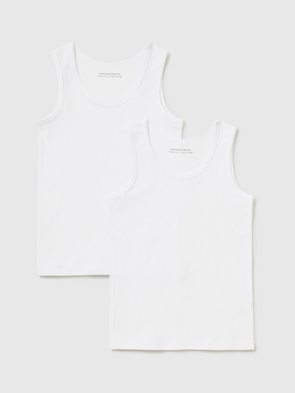 Deux débardeurs en coton bio stretch
