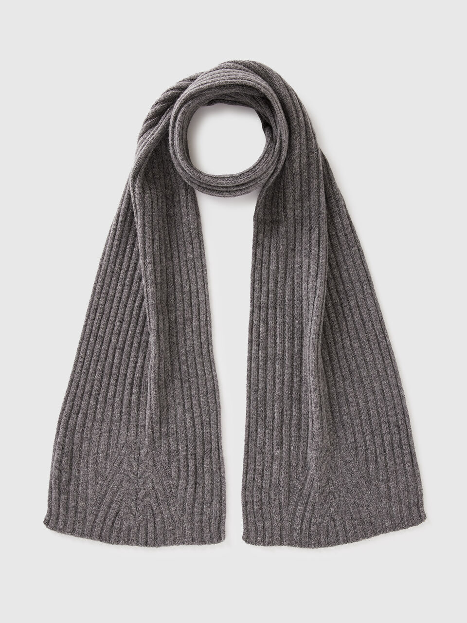 KNITTED SCARF Damen image number 1