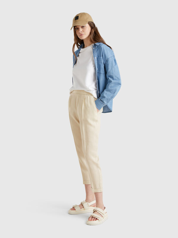 Pantalon court en 100% lin Femme