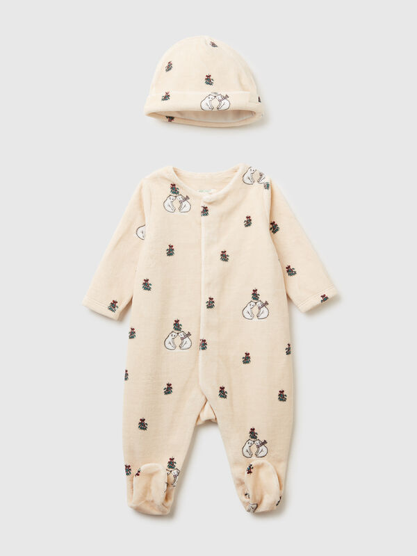 Set aus Chenille-Strampler und Mütze Set aus Chenille-Strampler und Mütze Newborn