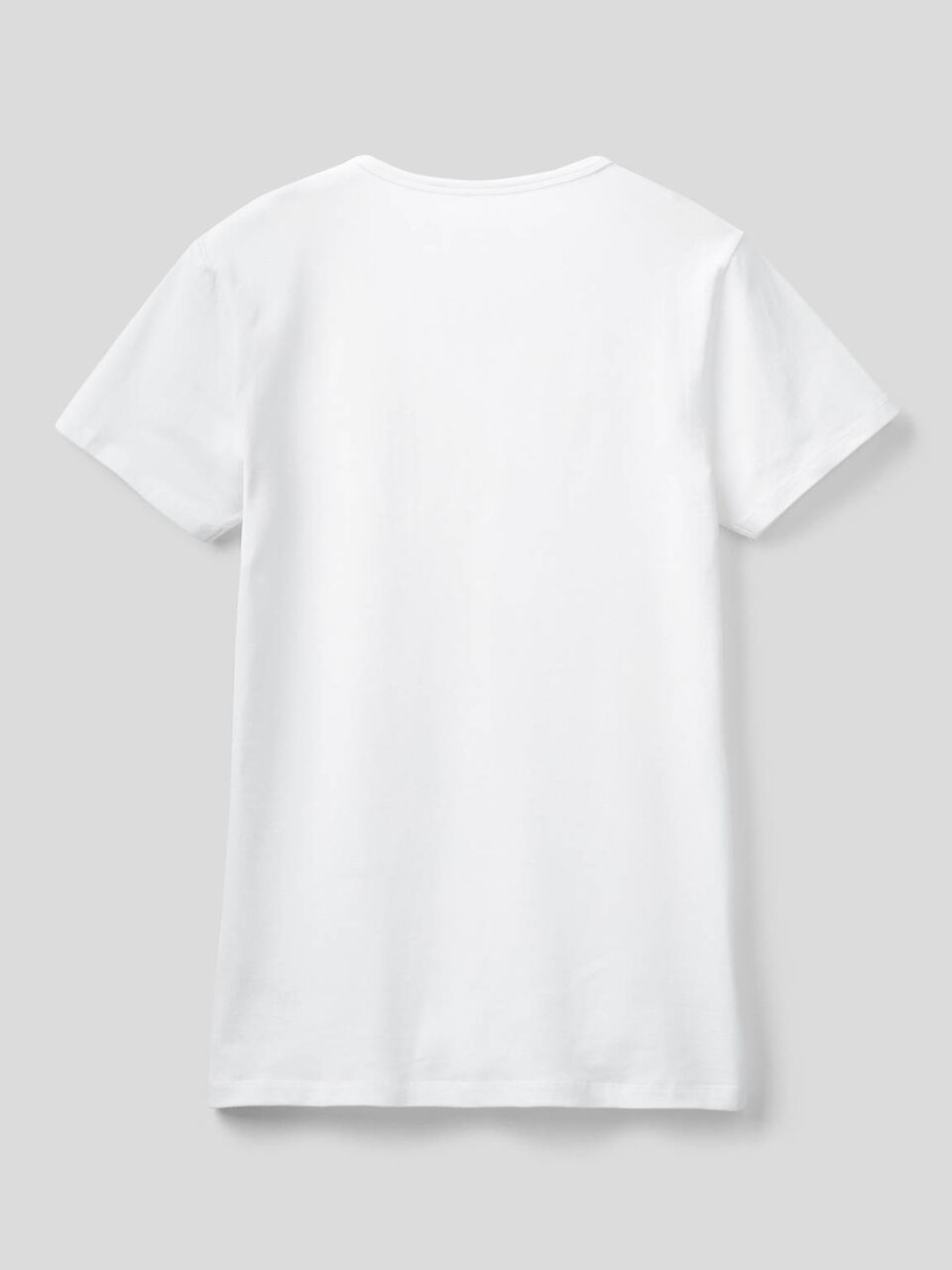 Basic-T-Shirt mit V-Ausschnitt image number 2