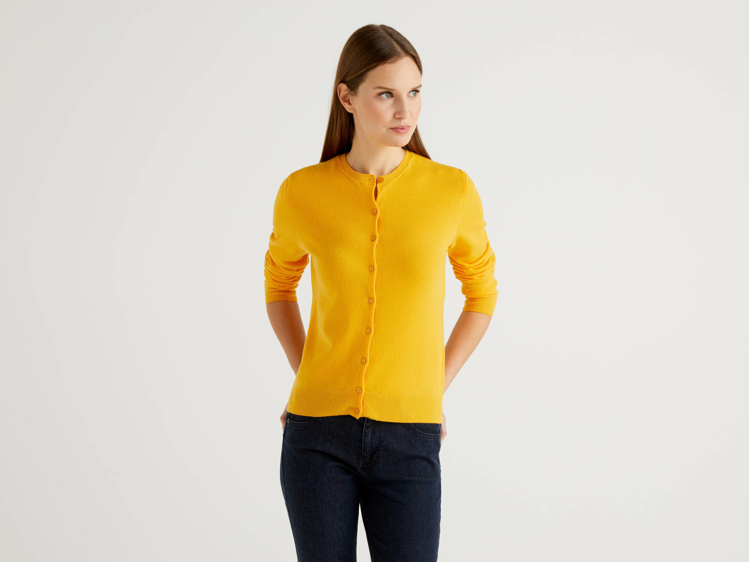 yellow crew neck sweater women's