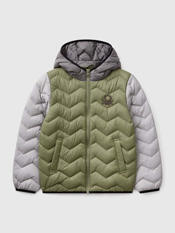 Gepolsterte Jacke mit Kapuze Jungen