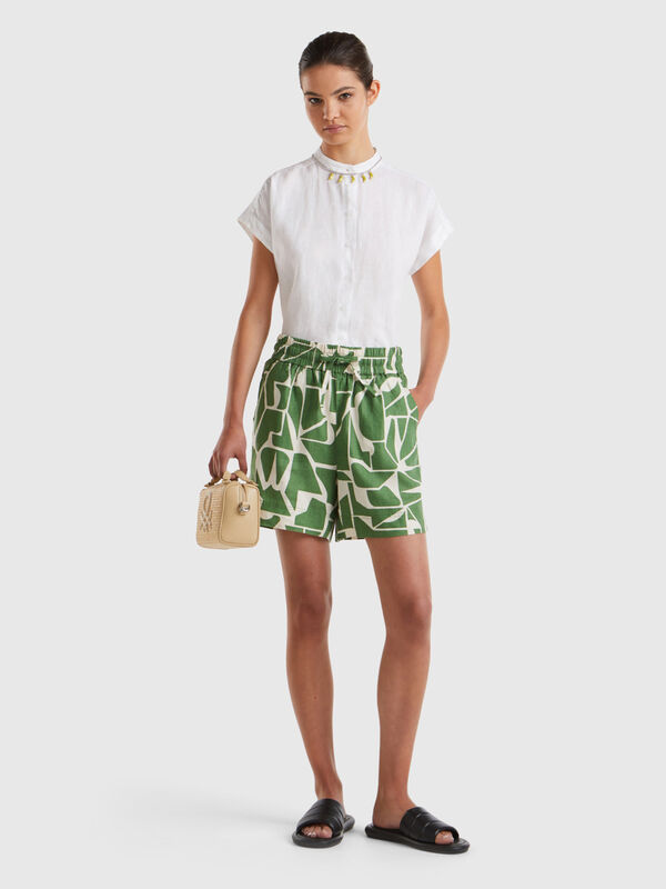 Printed linen shorts Women