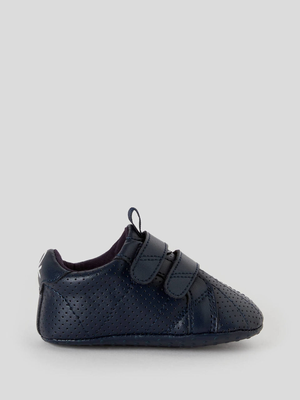 First steps sneakers image number 1