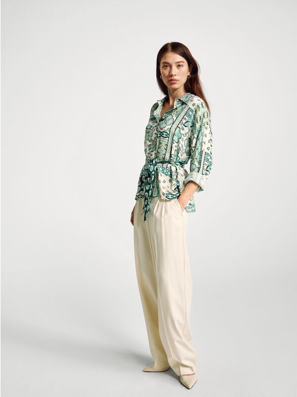 Hemd mit Bandana-Print Damen
