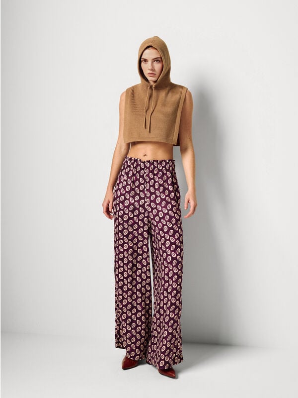 Fließende Hose mit Bandana-Print Damen