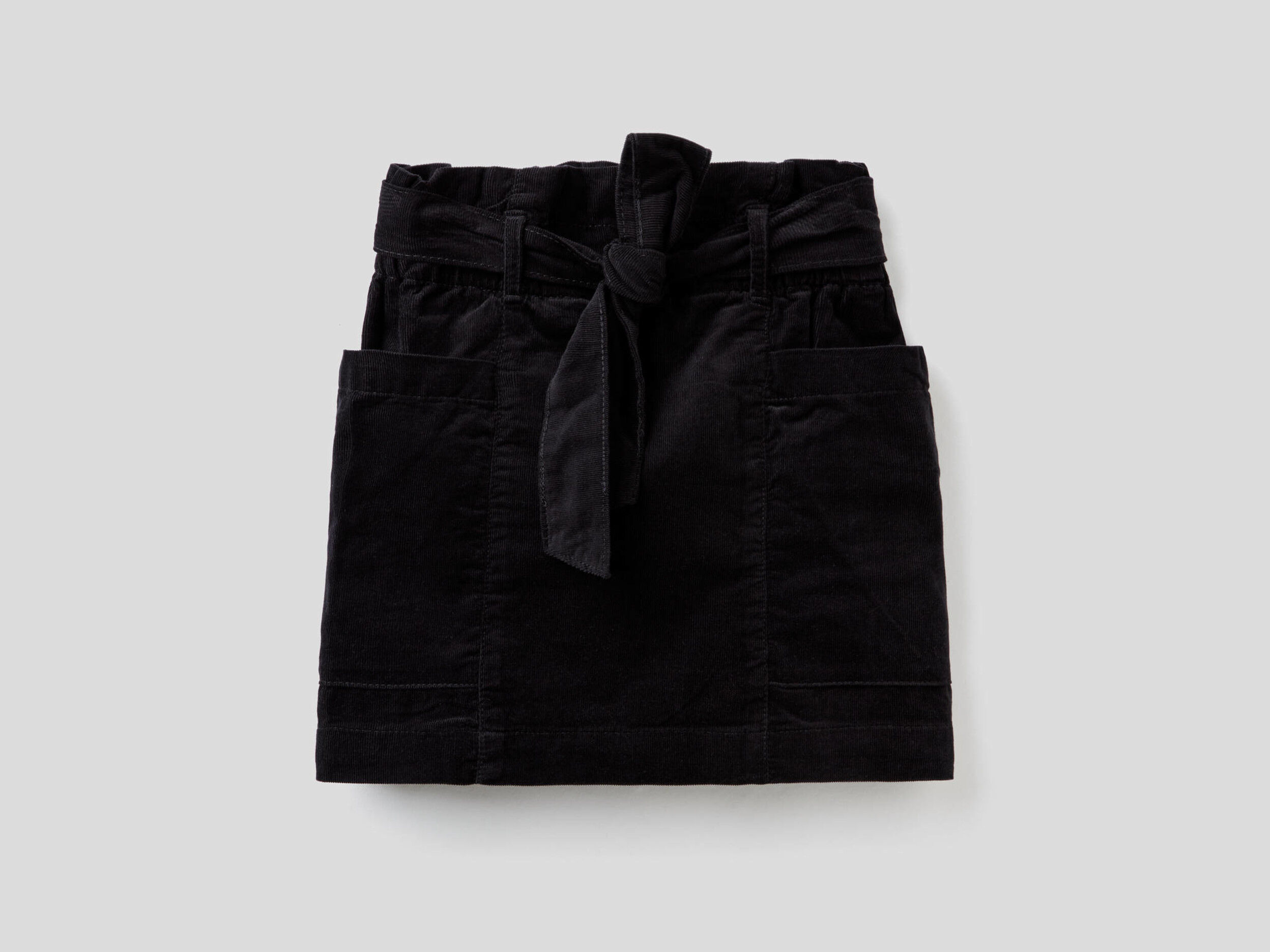 velvet skirt with pockets