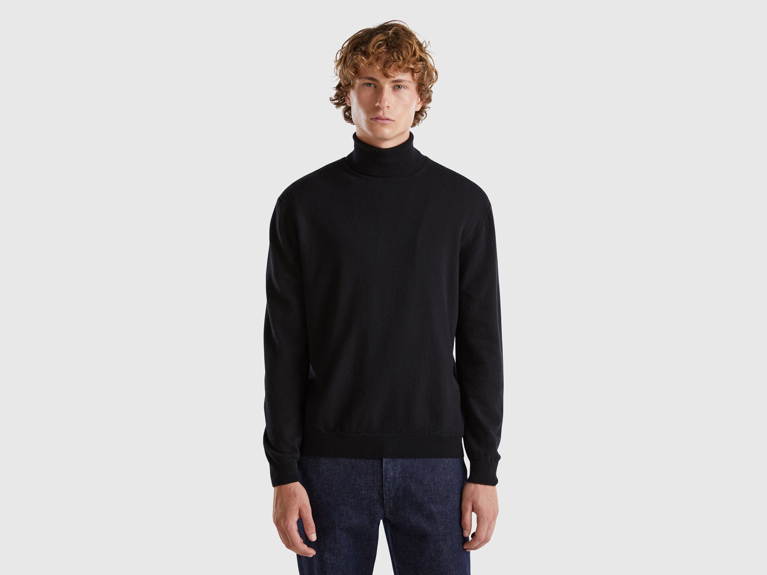 Black wool turtleneck clearance