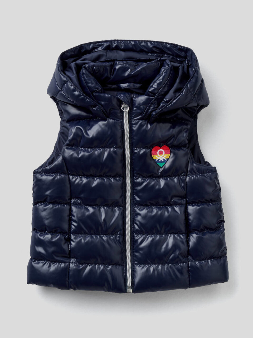 Blouson sans manches avec capuche image number 1