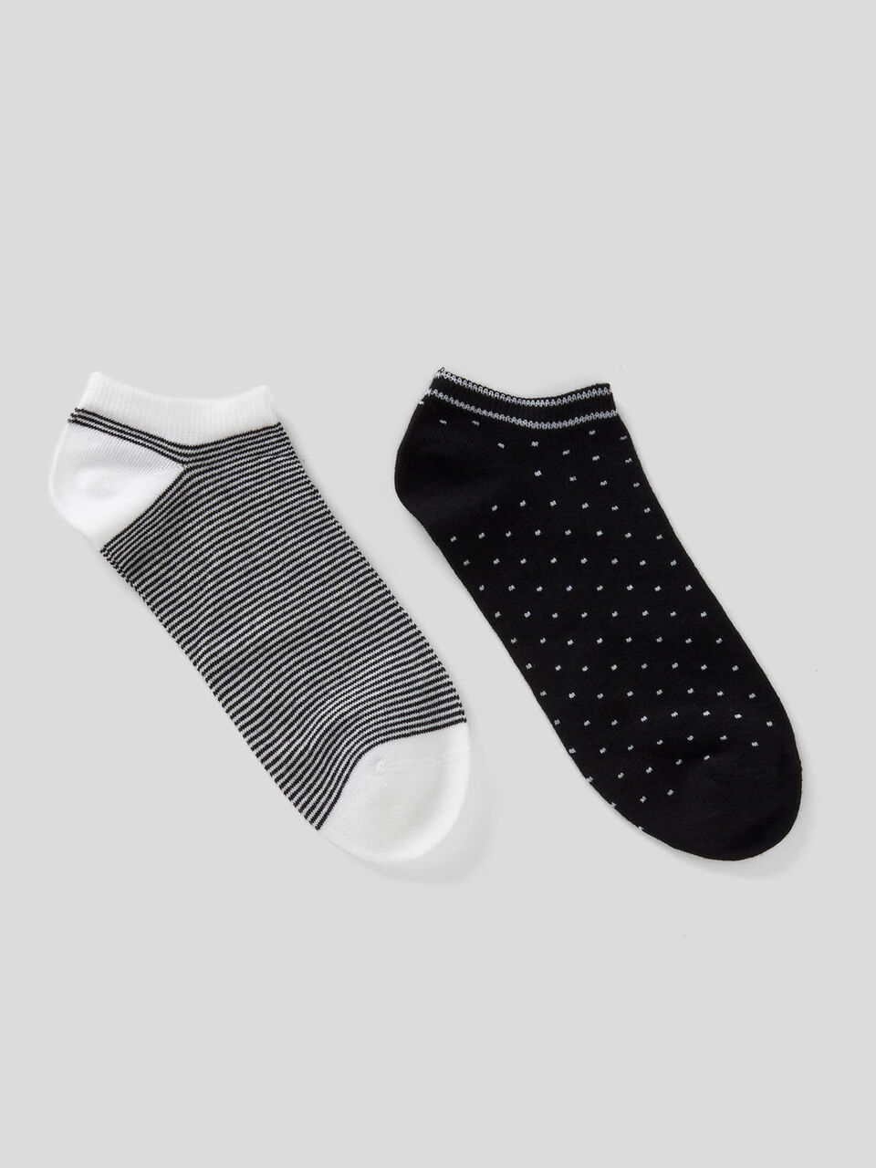 Deux paires de chaussettes basses avec fantaisie image number 1