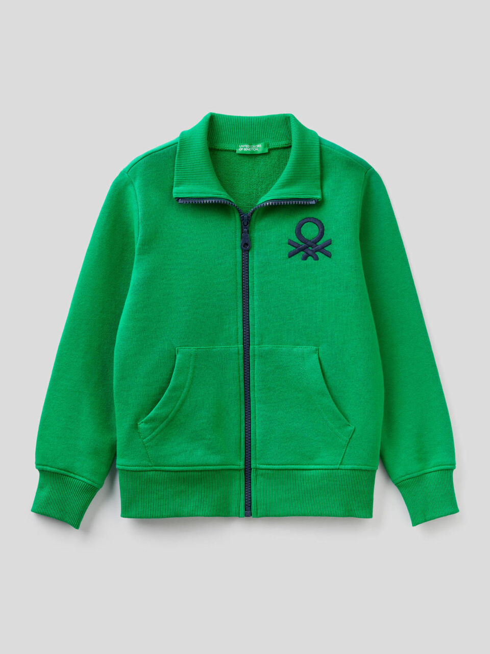Sweatshirt mit Reißverschluss und aufgesticktem Logo image number 1