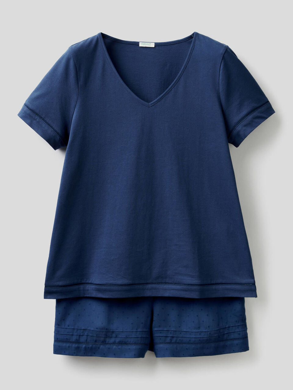 Ensemble pyjama avec t-shirt et short image number 1