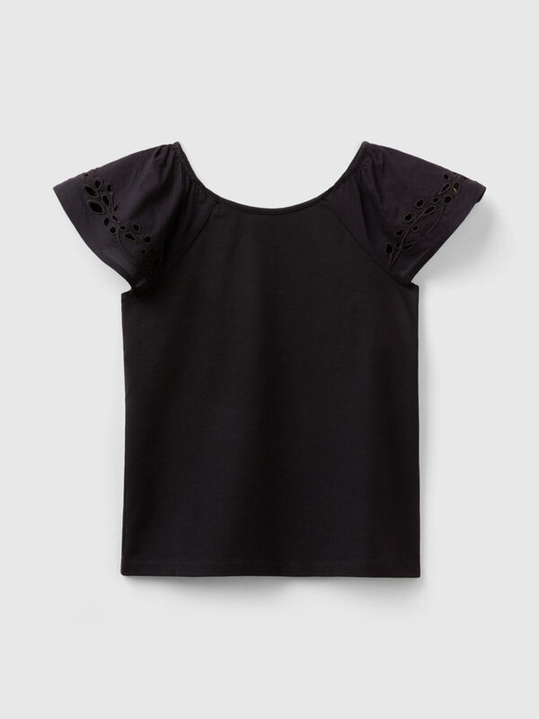 Top with embroidered sleeves Junior Girl