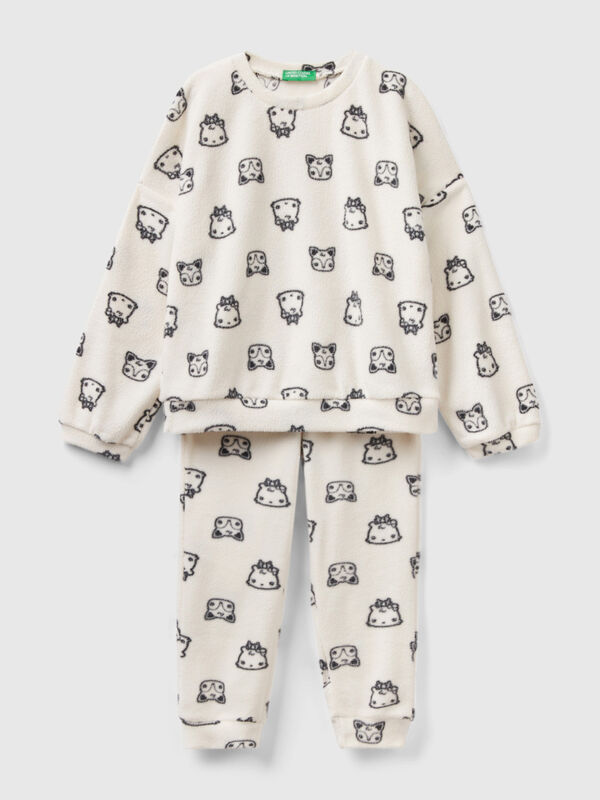 Fleece pyjamas with mascot print