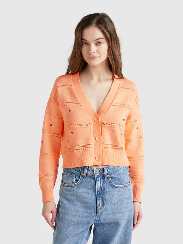Strickjacke mit gestickten Blumen Damen