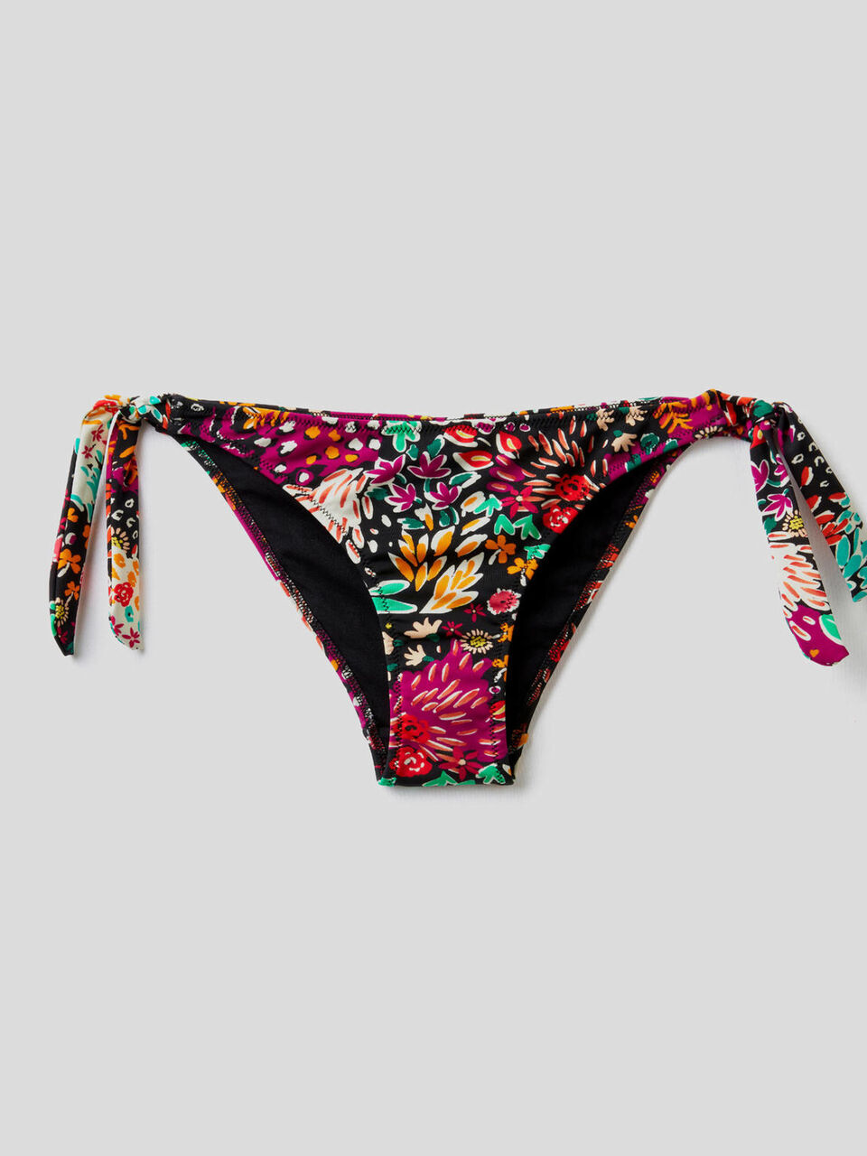 Slip de bain à motif tropical image number 1