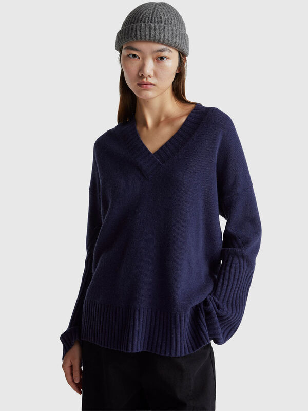 Oversized sweater in wool blend Women