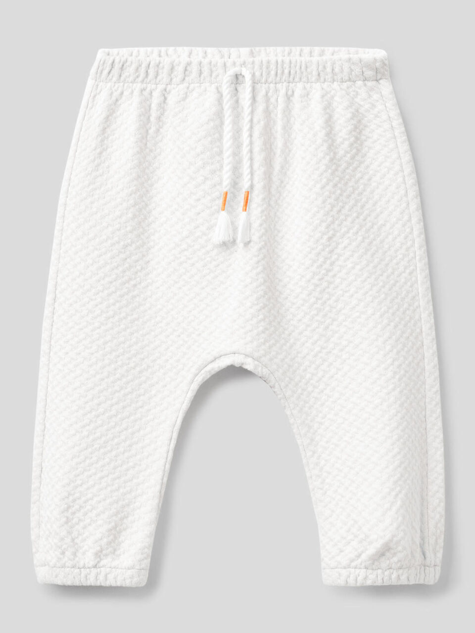 Pantalon en coton bio stretch texturé image number 1