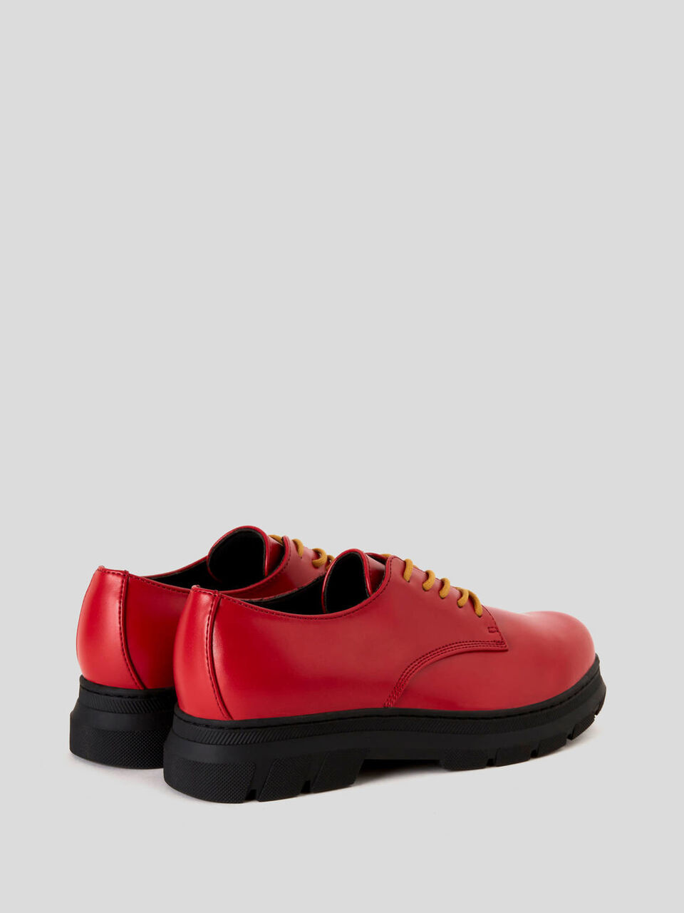 Derby shoes with double laces image number 2