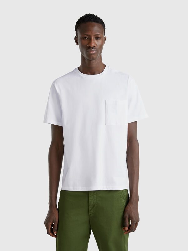 Weißes T-Shirt aus Bio-Baumwolle mit Täschchen Herren