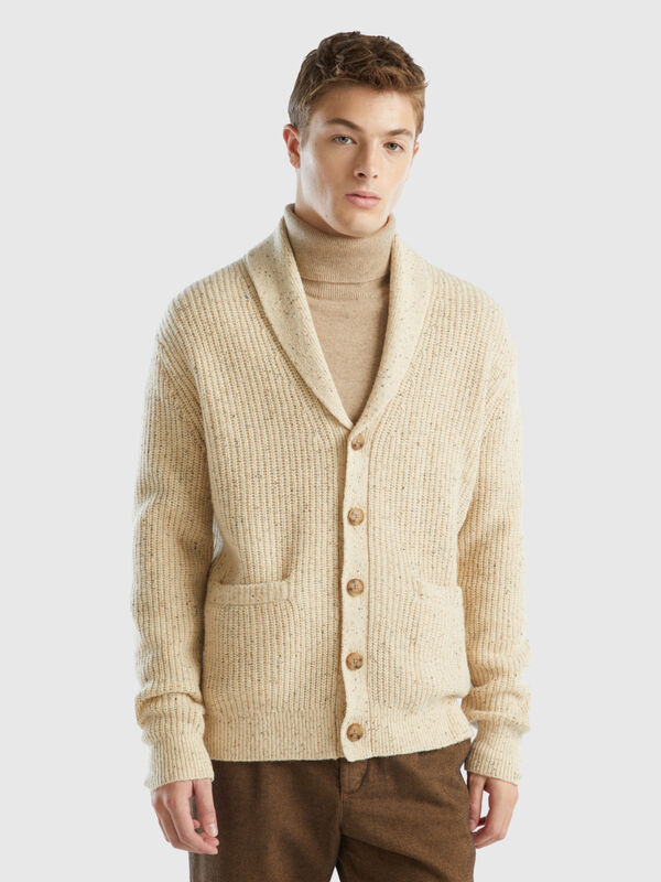 Cardigan in wool blend with pockets