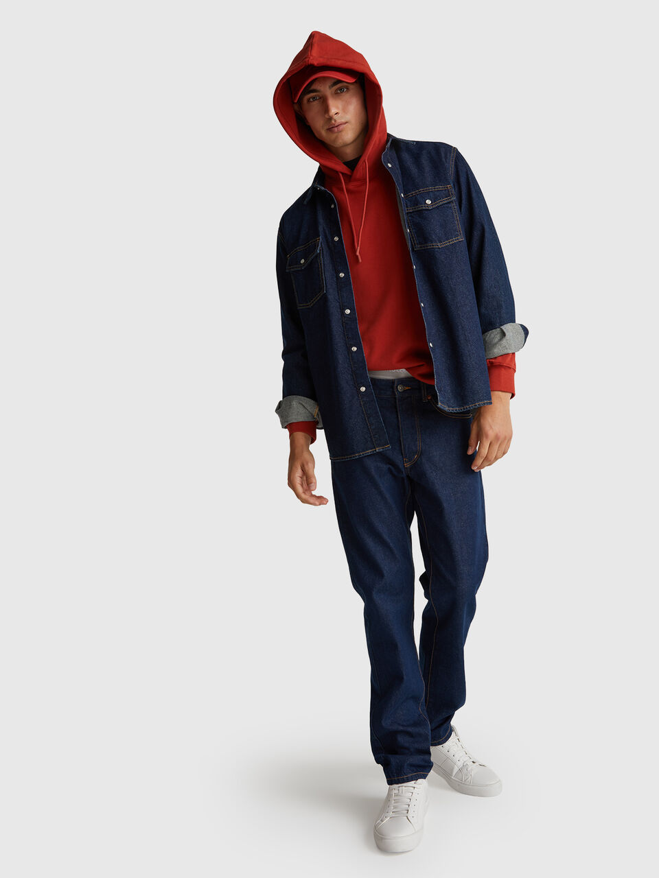 SWEATER W/HOOD Homme image number null