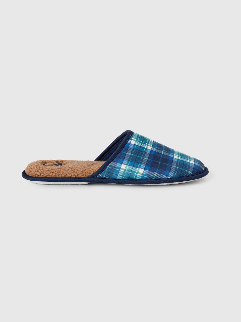 SLIPPER image number null