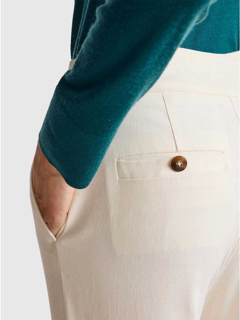 TROUSERS Damen image number null