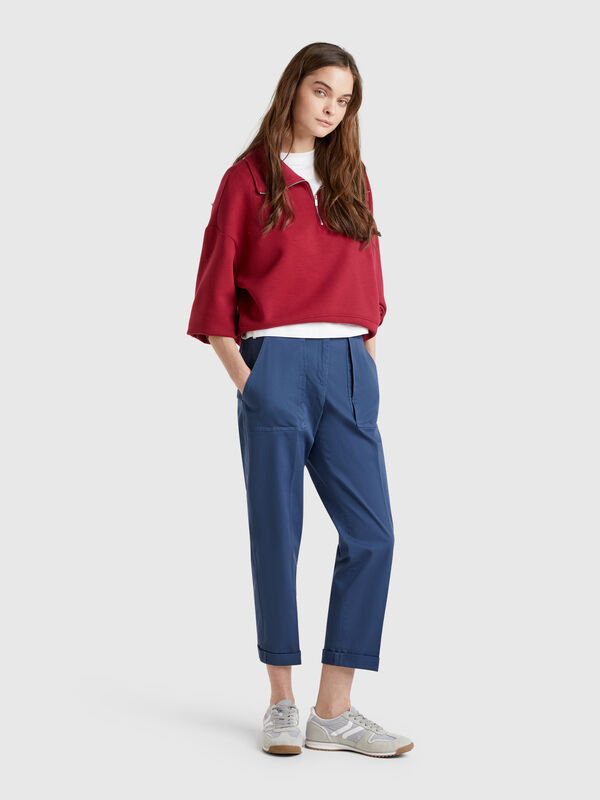 Pantalon à revers en coton stretch Femme